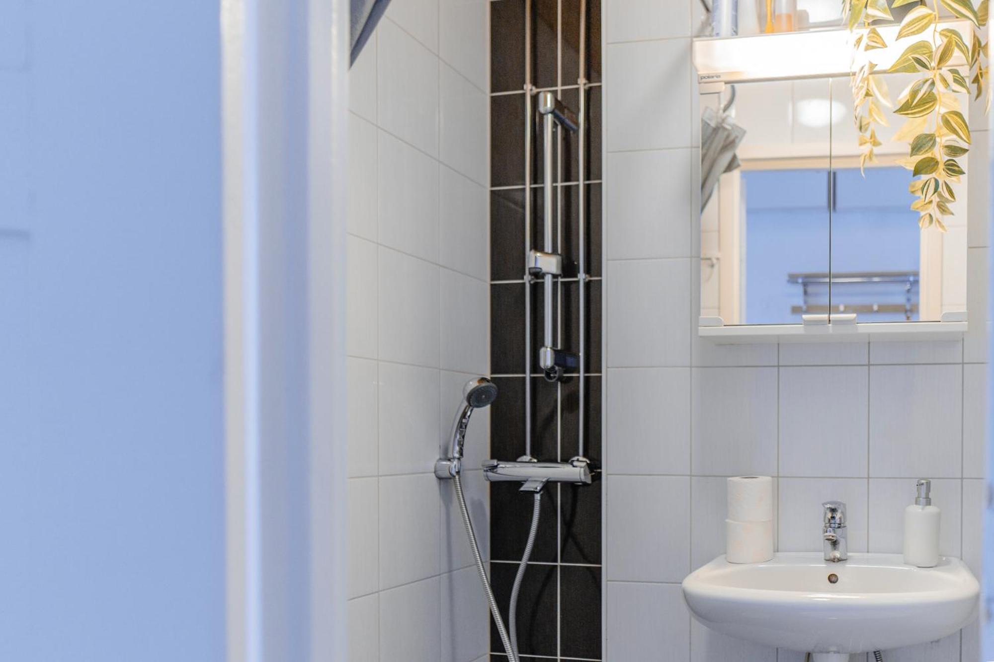 Nordstay - Stylish Central Studio Self Check-In Helsinki Esterno foto